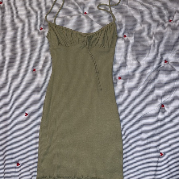 Princess Polly dress size 0 never worn - Picture 5 of 7